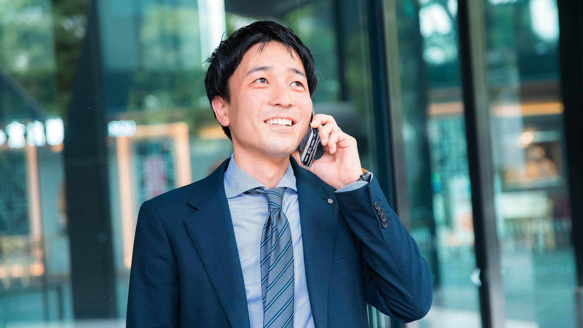 営業中の瀬川健さん